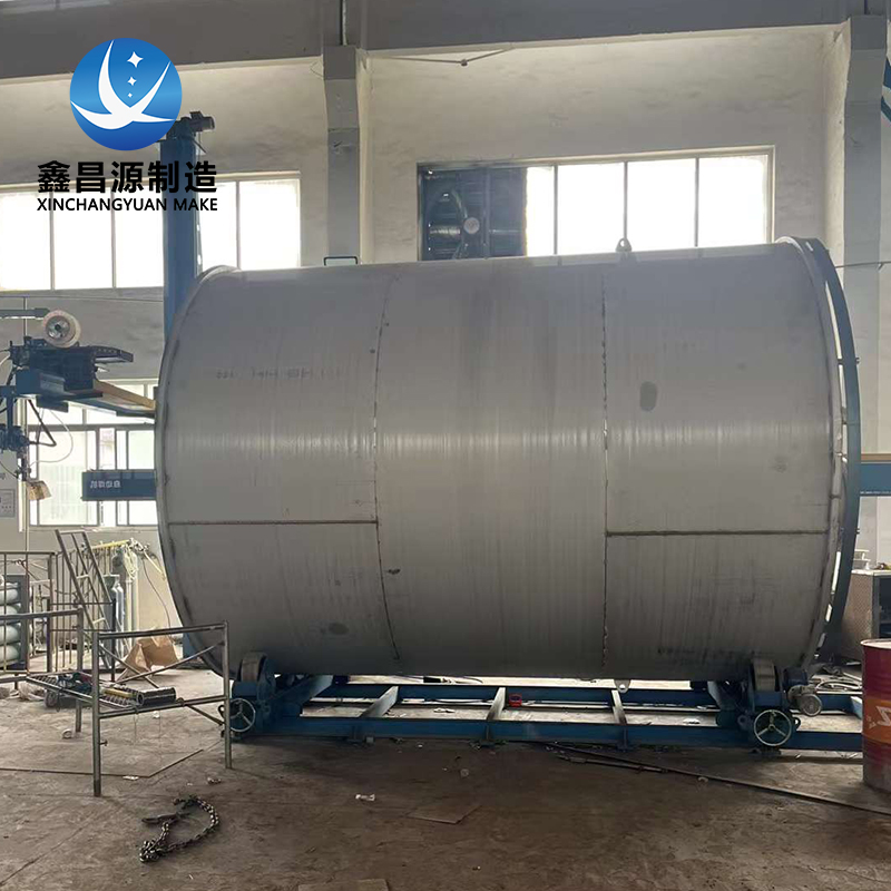 1693270209937836.jpg 不銹鋼大型儲罐-3.jpg